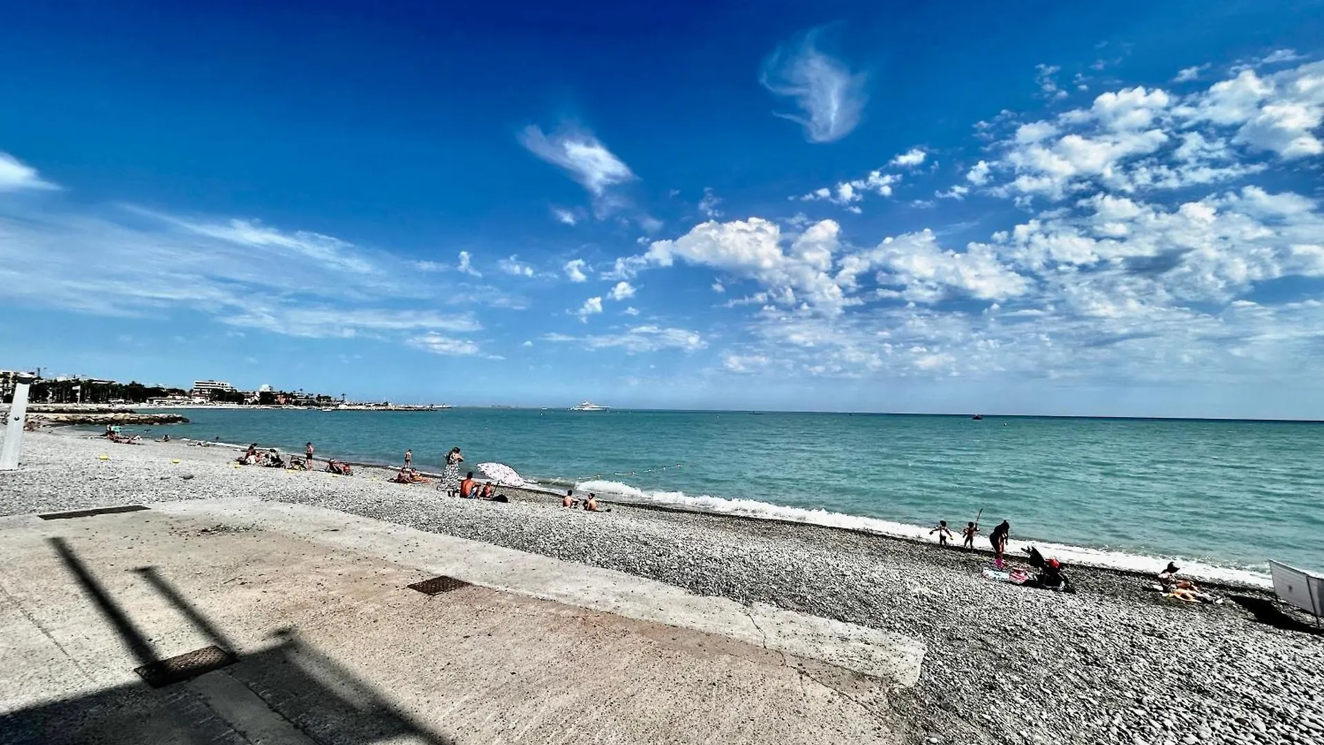 Apartment Superbe Studio, 200 M De La Mer, Climatise Avec Terrasse Et Parking Prive Cagnes-sur-Mer France