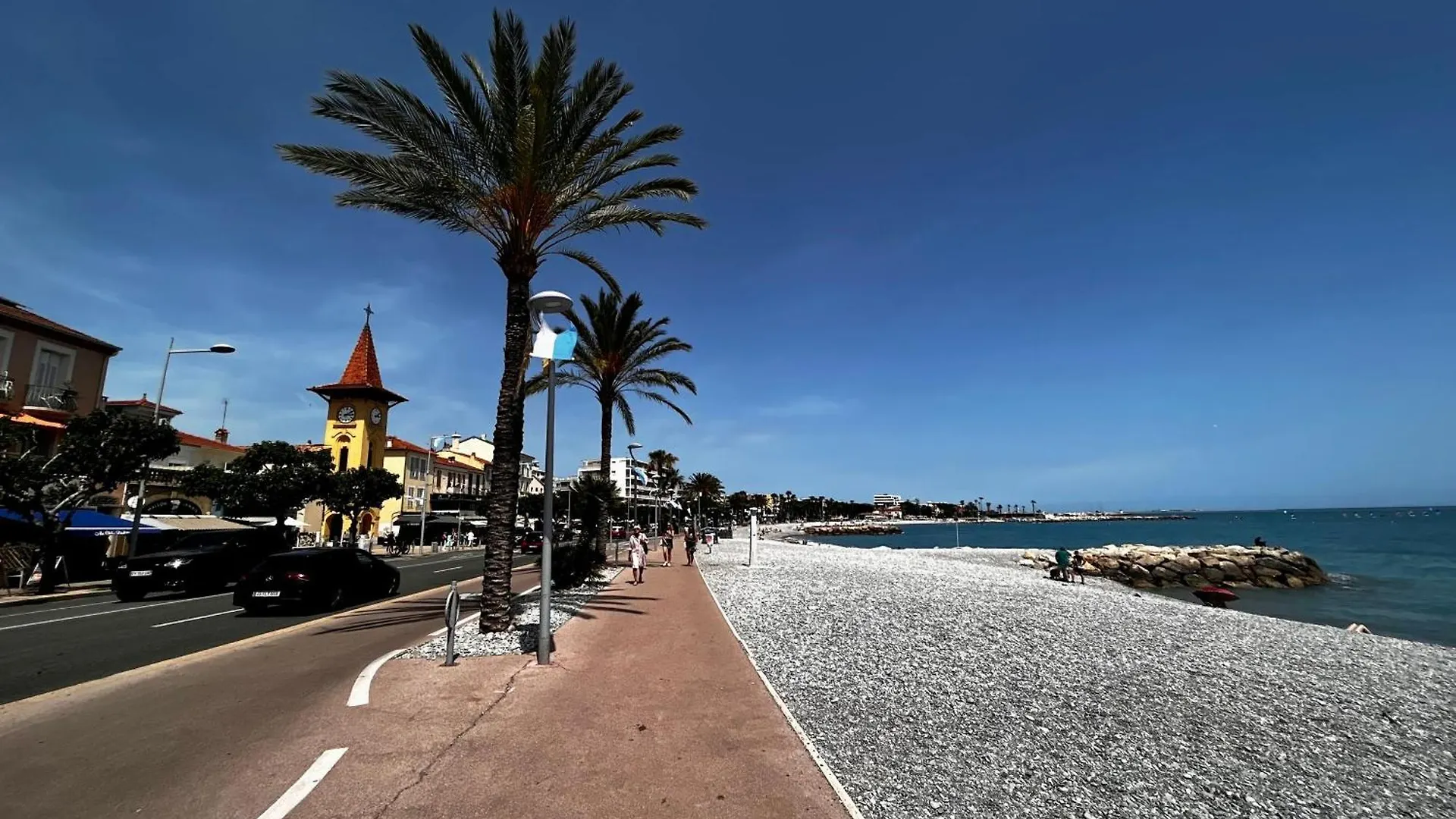 Superbe Studio, 200 M De La Mer, Climatise Avec Terrasse Et Parking Prive Cagnes-sur-Mer Apartment